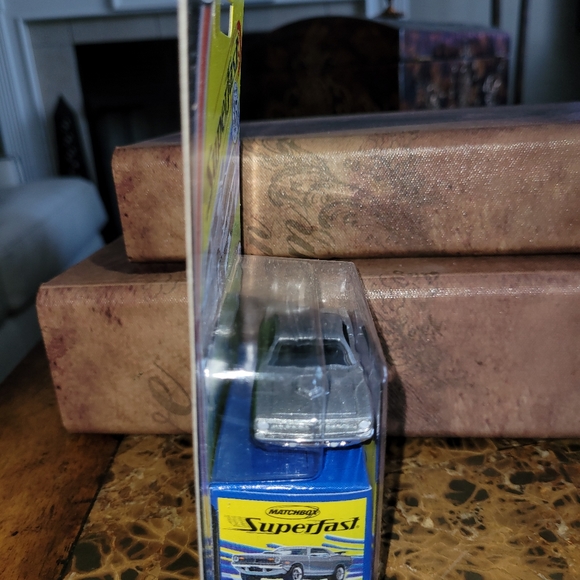 Matchbox Superfast 1970 Plymouth Cuda - Picture 3 of 5